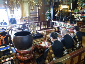 施餓鬼供養の様子